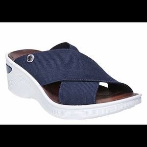 Bzees Desire Wedge Sandal, Sz 8.5, NIB